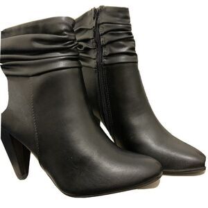 Delicious Women's Black Dressup-S Heeled Ankle Boots Size 7